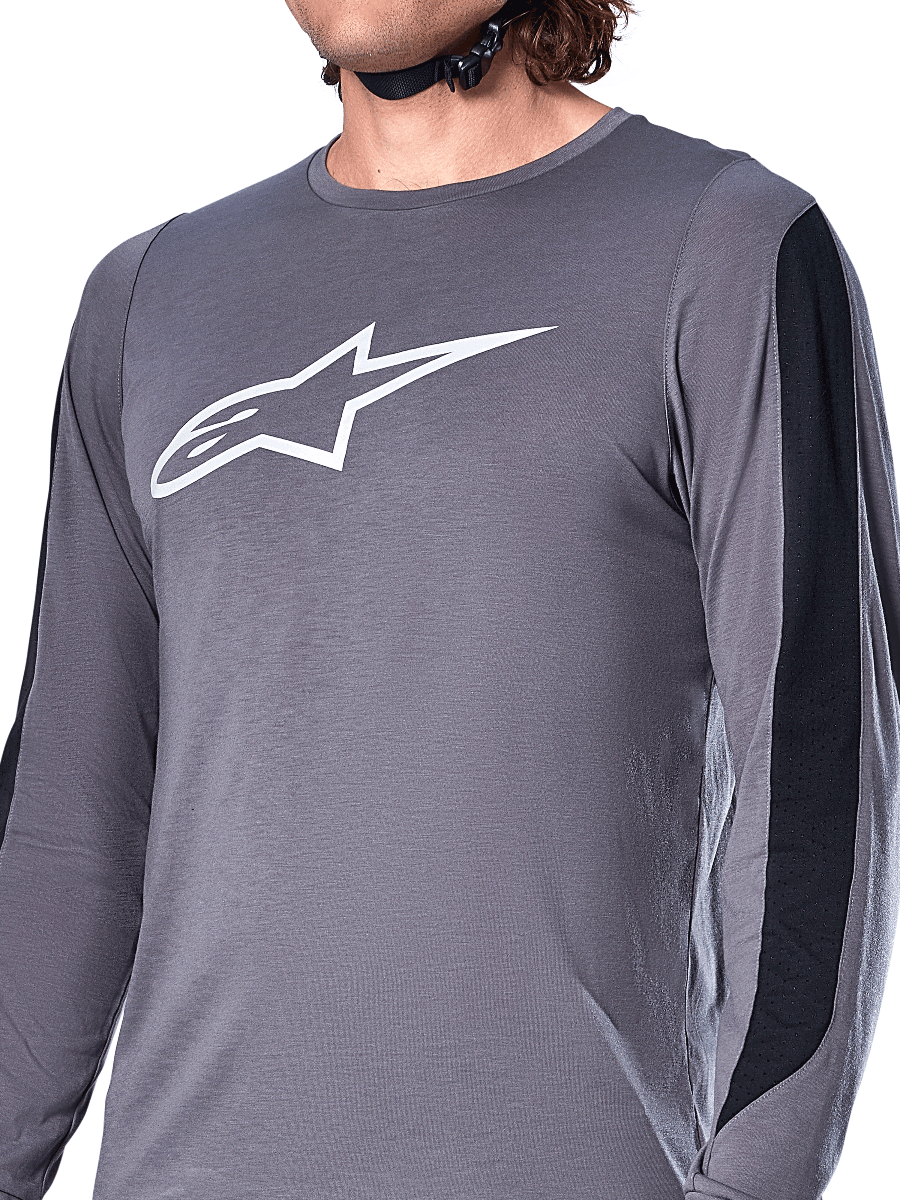 Alpinestars A-Dura Dri Astar-tröja, långärmad, mörkgrå, vit Astars-logotyp på bröstet, svarta meshpaneler på ärmarna, funktionella mountainbike-kläder