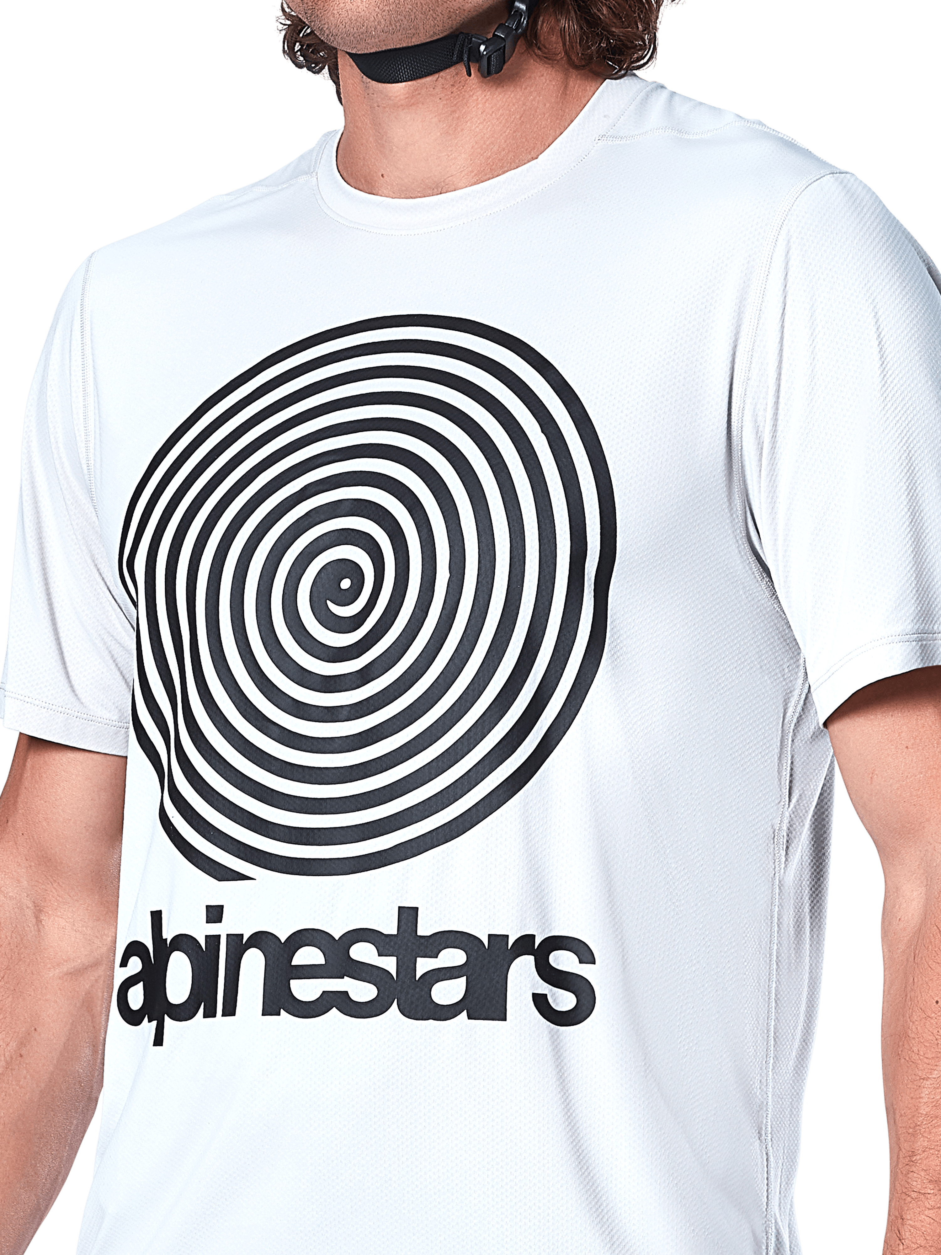 Alpinestars A-Dura Oscar tröja, kortärmad MTB-tröja, vit (White Dove) med stor svart spiralformad Oscar-grafik på bröstet, screentryckt Alpinestars-logotyp, jacquardstickad struktur, funktionella cykelkläder