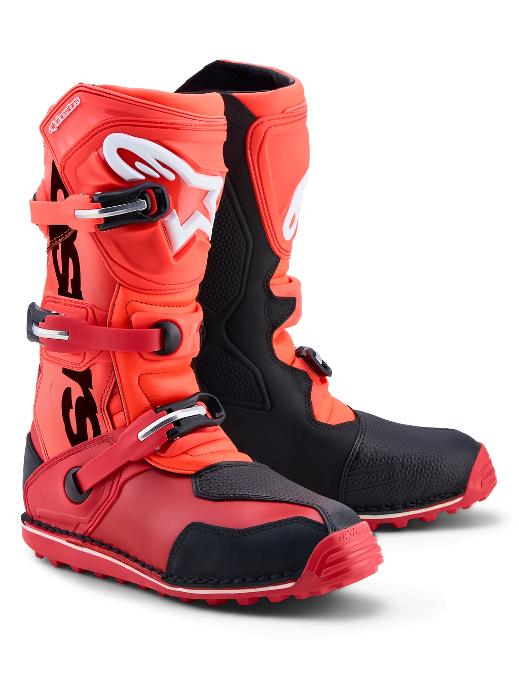 Alpinestars Tech-T stövlar, trialstövlar i röd fluo och svart, CE-certifierade med TPU-skydd och greppvänlig trialsula.