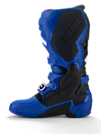 Alpinestars Yamaha Tech 7-stövlar, motocross-stövlar, blå och svarta, med en stor svart Yamaha-logotyp på den inre medialpanelen, TPU-skydd och en robust sula för terrängprestanda