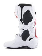 Alpinestars Tech 10 Supervented-stövlar, motocrossstövlar, vita och ljusröda med svarta detaljer, sidoprofilvy som framhäver den ventilerade konstruktionen och det skyddande TPU-skalet