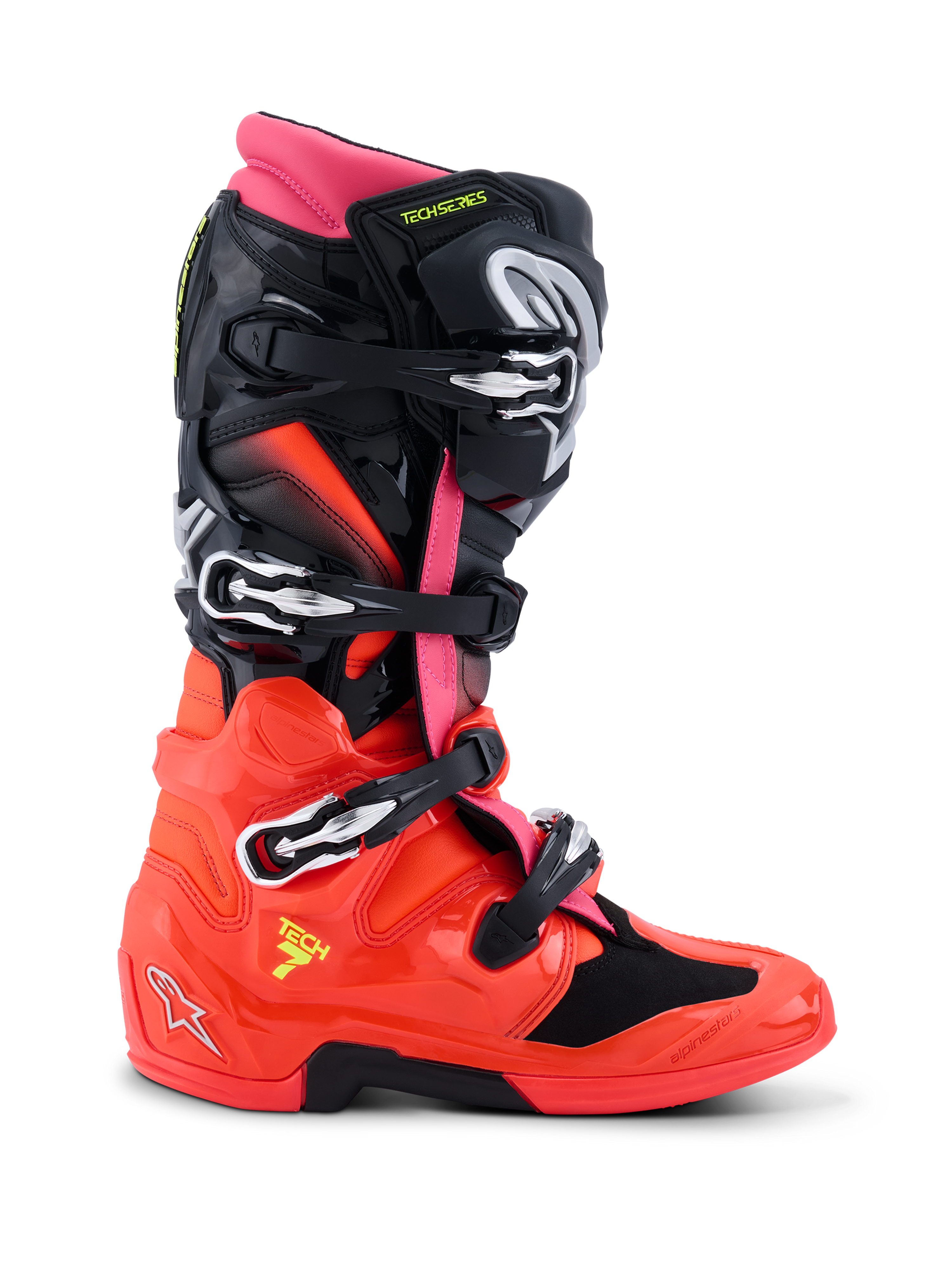 Alpinestars Tech 7-stövlar, motocross-stövlar, svart, röd fluo och rosa fluo, sidoprofil som visar teknisk design med snabbspännen, glansigt TPU-underskal och dubbelpivotsystem för terrängkörning.