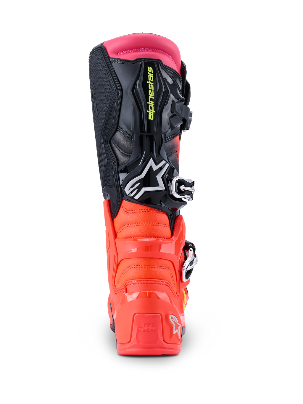 Alpinestars Tech 7-stövlar, motocross-stövlar, svart, röd fluo och rosa fluo, vy bakifrån som visar den förstärkta TPU-hälen, ovandel i flera material och rosa övre manschett.