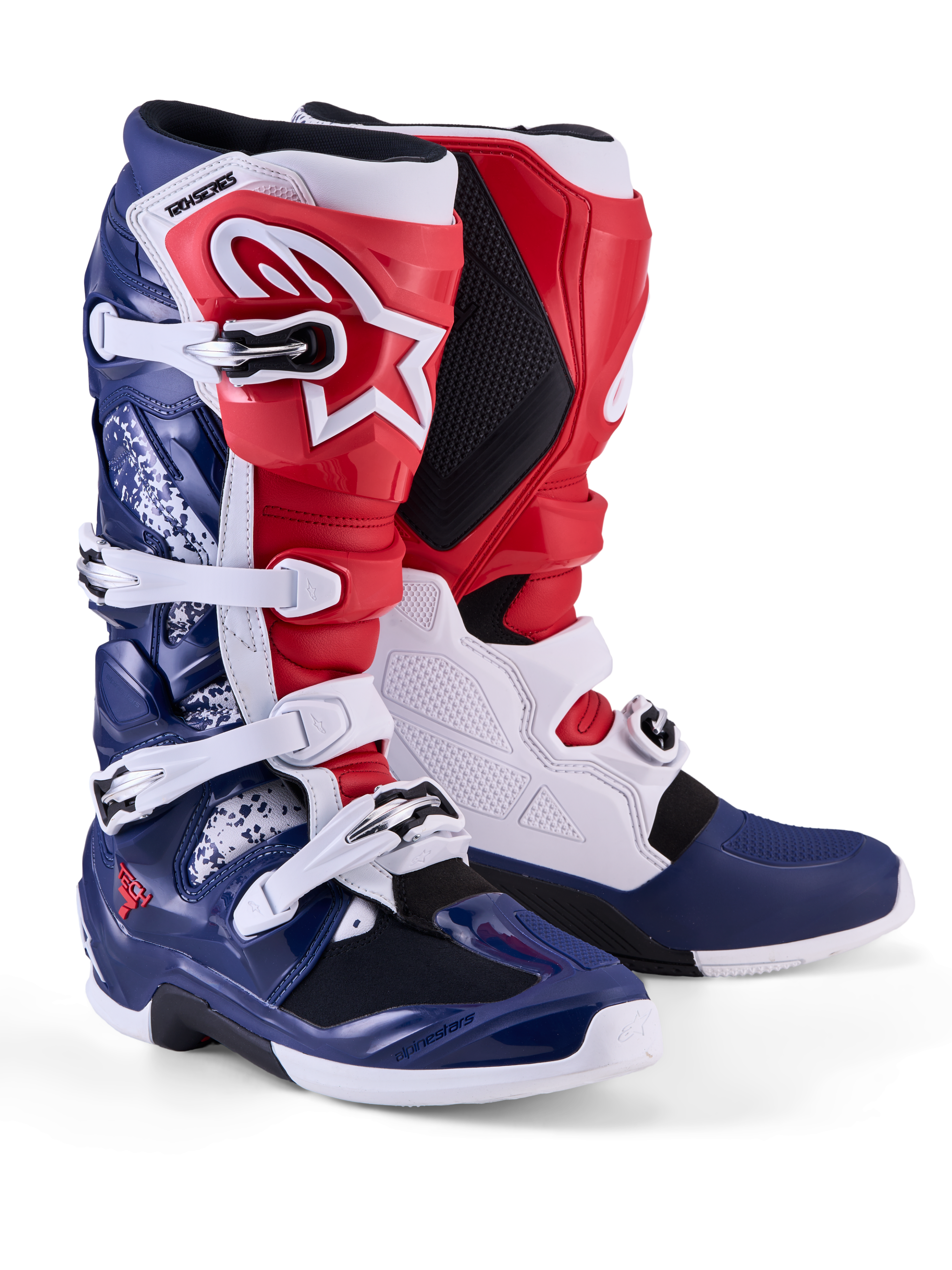 Alpinestars Tech 7 Limited Edition Unity stövlar, röda, vita och blå motocrossstövlar med TPU-skydd och spännen.