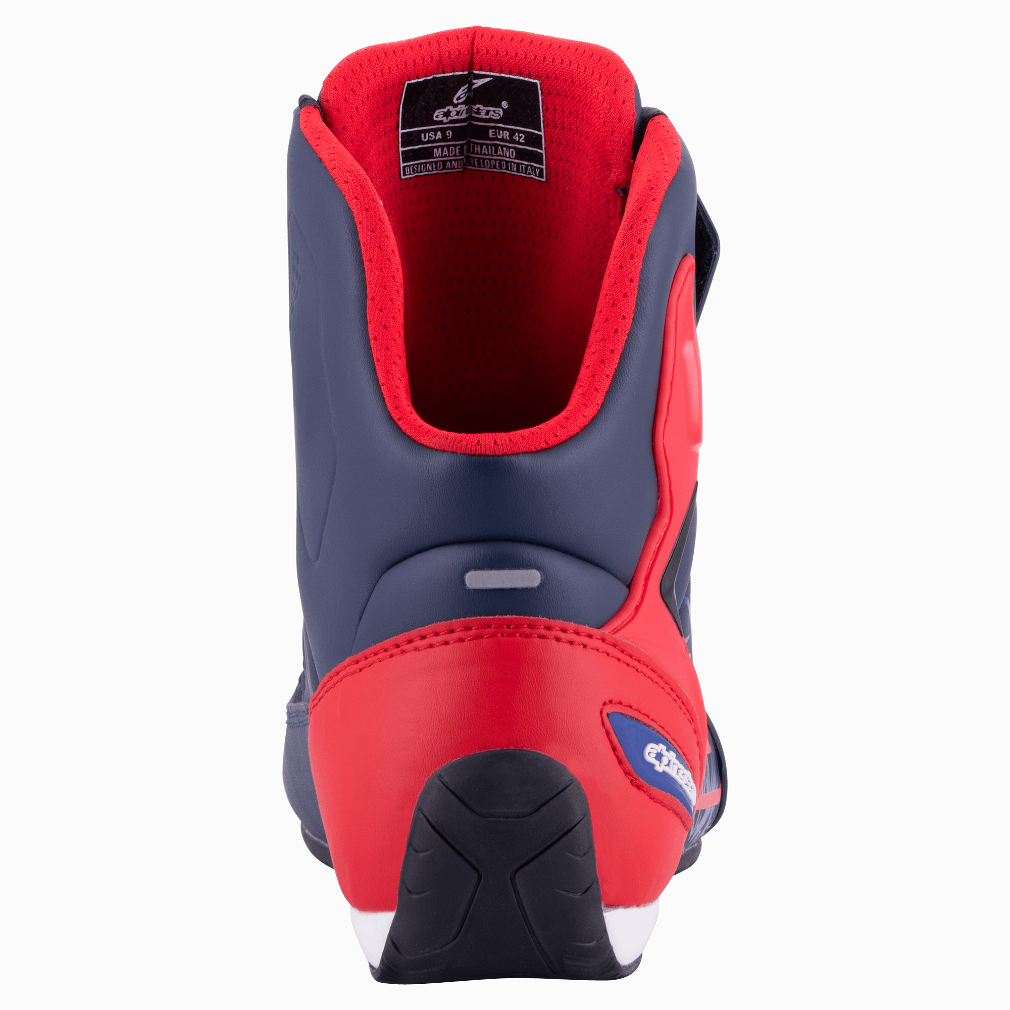 Alpinestars Austin Riding Shoe, Night Navy och Bright Red, vy bakifrån som visar förstärkt TPU-hälkappa, rött meshfoder och texturerad yttersula i gummi, sportig motorcykelsko