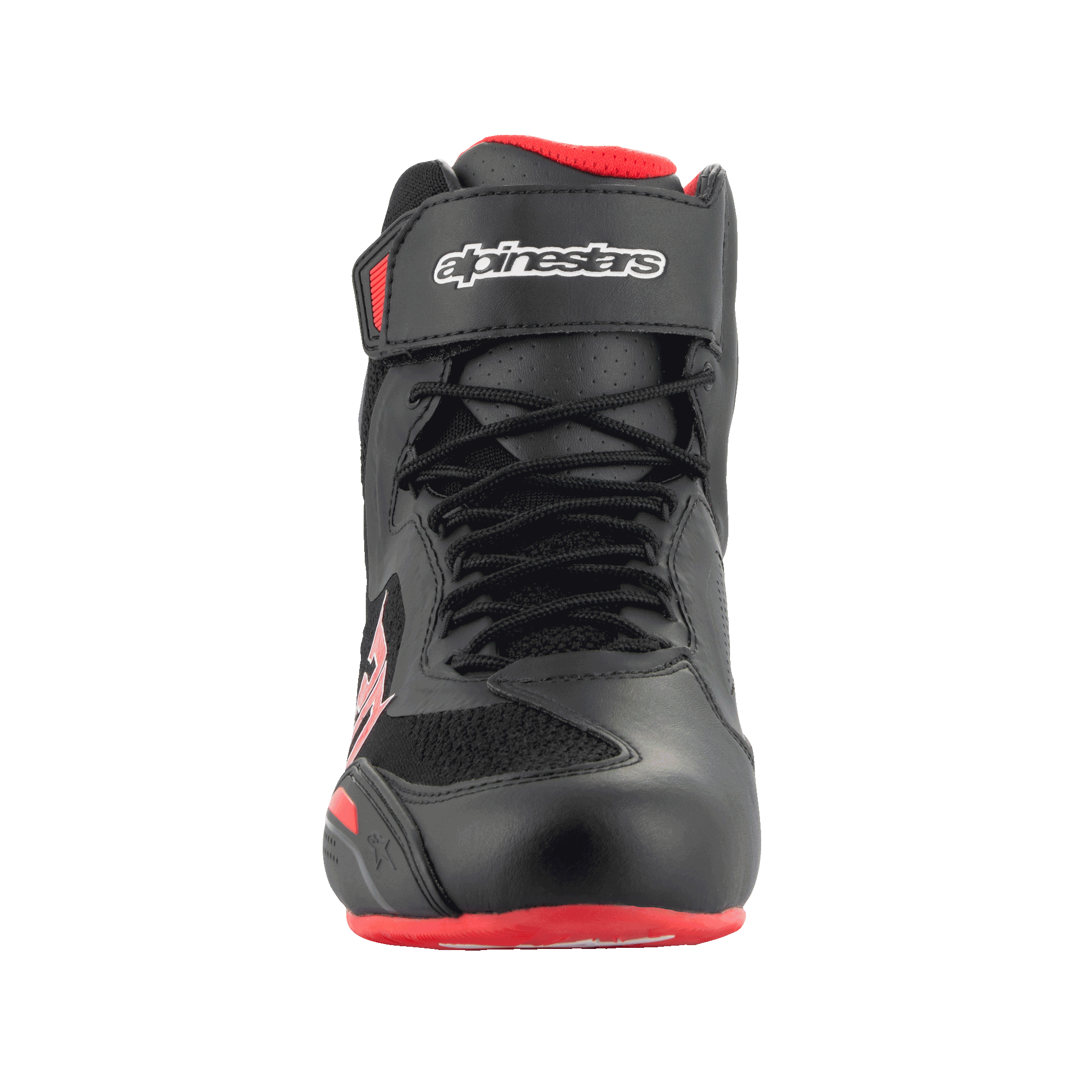 Alpinestars FQ20 Faster-3 Rideknit®-skor, motorcykelskor, svarta och klarröda, vy framifrån som visar snörning och kardborreband upptill med Alpinestars-logotyp, teknisk mikrofiber och ventilerande stickad konstruktion.