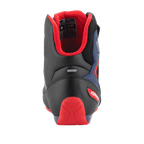 Alpinestars FQ20 Faster-3 Rideknit®-skor, motorcykelskor, svart, klaröd och blå, vy bakifrån som visar röd TPR-hälkappa, vadderat rött meshfoder och reflexremsa, sportig design för vägkörning.