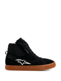 Alpinestars Stated Waterproof-skor, svarta höga motorcykelsneakers, konstruktion i mocka och stickat material, vit Alpinestars-logotyp, spräcklig brun vulkaniserad gummisula, urbana mc-skor, modern skate-inspirerad design