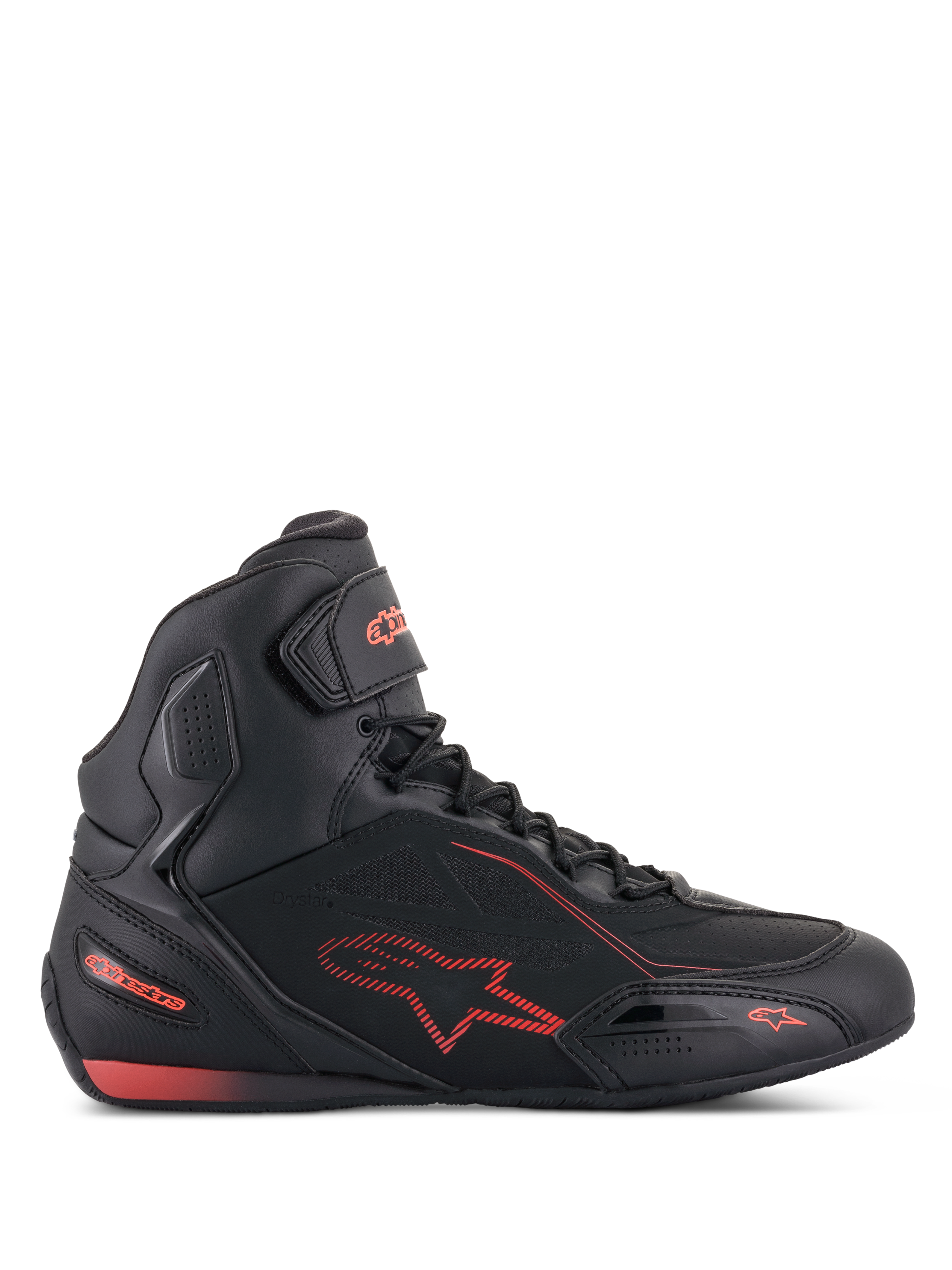 Alpinestars Faster-3 Drystar-skor, motorcykelskor i svart och röd fluo, profilvy, hög sneaker-modell med lätt mikrofiberkonstruktion, vattentätt Drystar-membran, röd stjärnlogotyp, kardborreband vid vristen och perforerade detaljer för andningsförmåga.