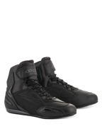Alpinestars Faster-3 Drystar® MC-skor, körskor för motorcykel, svarta och Cool Gray, hög modell med snörning och kardborrerem vid ankeln, smidig mikrofiberkonstruktion med skyddande paneler, vattentäta skor för vägkörning