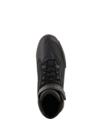 Alpinestars Faster-3 Drystar® MC-skor, motorcykelskor, svarta och Cool Gray, vy uppifrån som visar mikrofiberchassi, svarta skosnören och vristrem med kardborre, teknisk sportinspirerad design för landsvägskörning i alla väder