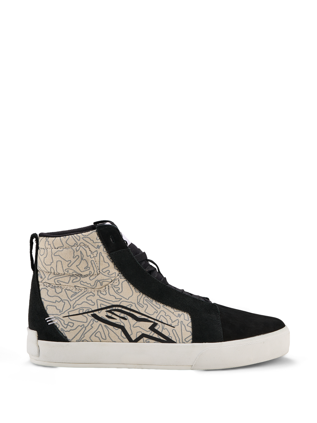 Alpinestars Ride-63 Canvas-skor, urbana motorcykelskor, svarta och Cool Gray med vit sula, hög skate-inspirerad design med mönstrade sidopaneler i textil och svarta mockadetaljer, stor svart Alpinestars-logotyp, vulkaniserad gummisula