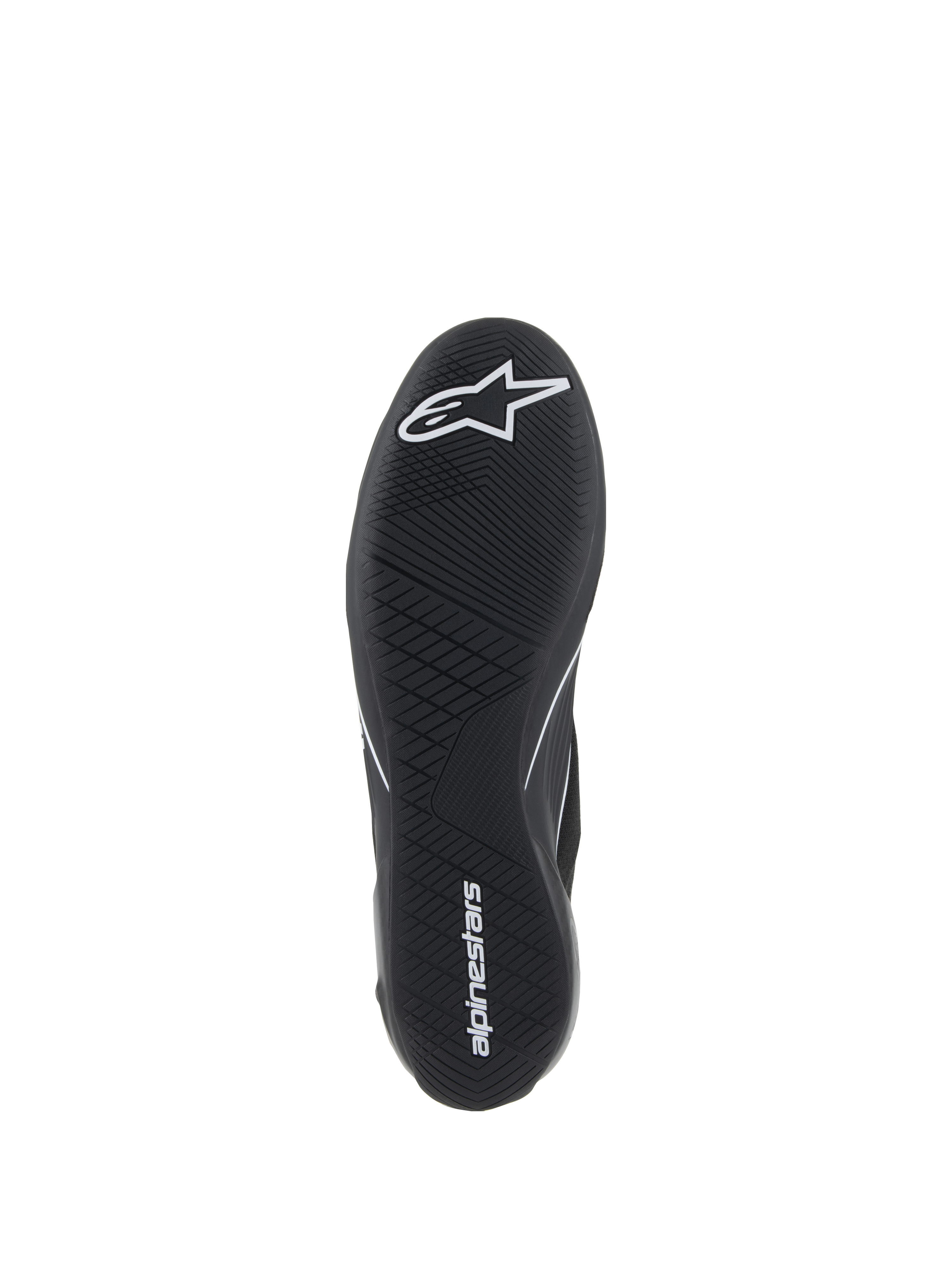 Alpinestars Supertech-skor, racingskor för bilsport, svarta, vy underifrån av den ultratunna gummiyttersulan med vit stjärnlogotyp och Alpinestars textlogotyp, med ett asymmetriskt mönster för pedalkänsla och grepp