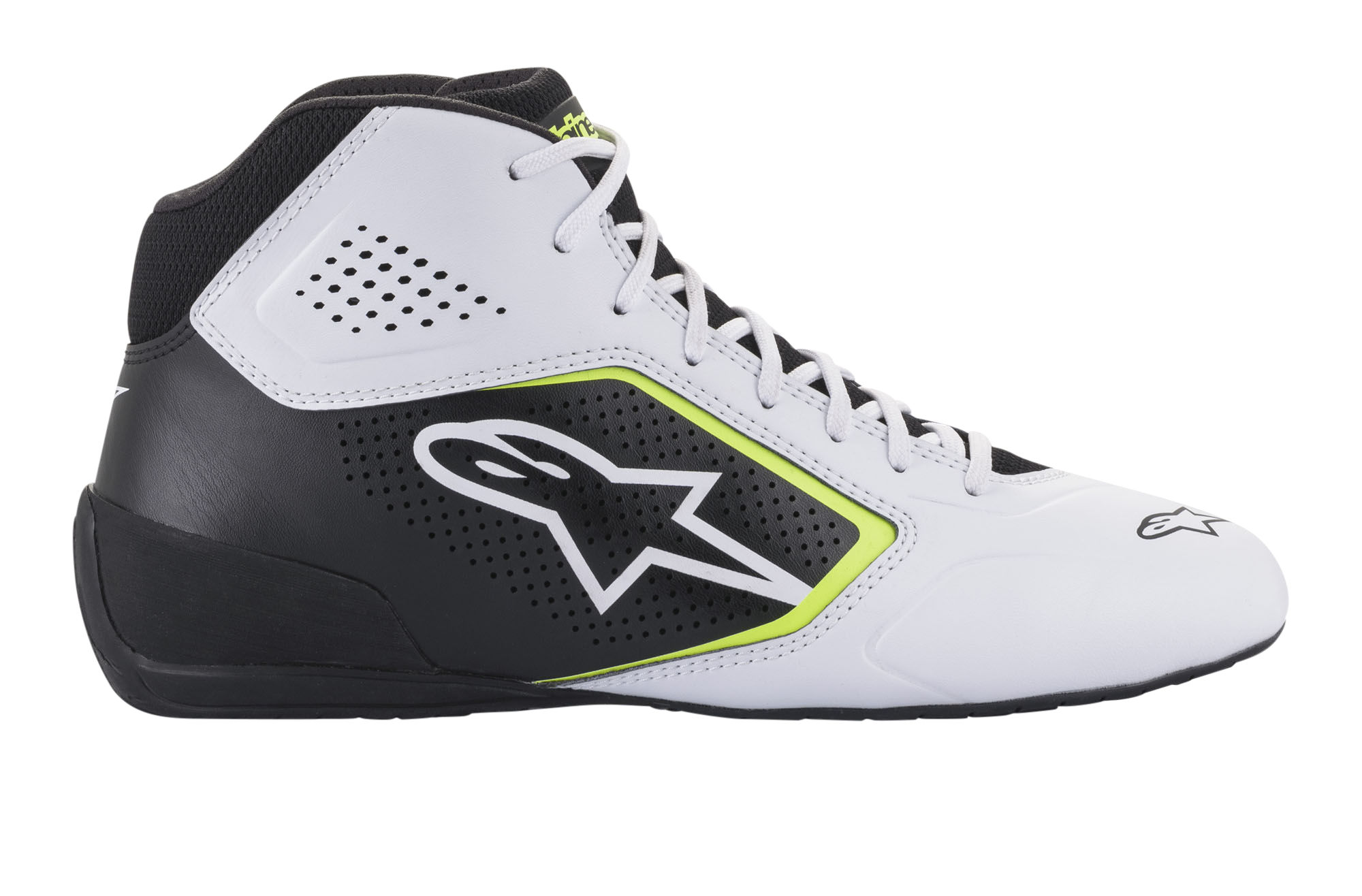 Alpinestars Tech-1 K Start V2-skor, kartingskor, vit, svart och gul fluo, sidoprofil med perforerade mikrofiberpaneler, vit Alpinestars-logotyp med fluorescerande gul kant, strömlinjeformad motorsportdesign för karting