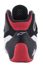 Alpinestars Tech-1 K V2-skor, kartingskor, röd, svart och vit, vy bakifrån, med röd skyddande hälkappa, svart textilöverdel med vita detaljer och vit Alpinestars-logotyp.