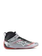 Alpinestars Tech-1 Z V3 FIA racingskor, mörksilver med svarta och röda detaljer, hög modell med vit stjärnlogotyp, röd sula, perforerat läder för ventilation och kardborreband