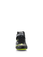 Alpinestars Tech-1 Z V3 Skor FIA, bilracing-skor, svart och gul fluo, vy framifrån, med dubbelt snabbsnörningssystem och vristrem med logotyp, gul fluo-detaljer på tån och sulan, premium läderkonstruktion