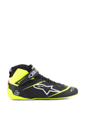 Alpinestars Tech-1 Z V3-skor FIA, racingskor för motorsport, svarta och neongula, sidoprofil av högskaftade motorsportskor, vit stjärnlogotyp, perforerad design för andningsförmåga, justerbar vristrem, tunn gummisula.