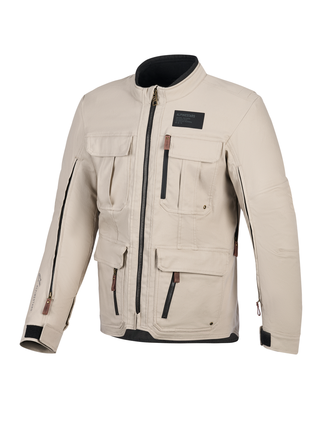 Alpinestars Borrego Drystar®-jacka, motorcykeljacka, varmgrå, vy framifrån med flera cargo-fickor, svarta dragkedjor med bruna dragflikar, vaxad canvas-textur och en svart logotyp-patch på bröstet.