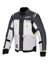 Alpinestars Cusco Drystar®-jacka, motorcykeljacka för äventyrskörning, Ice Gray, Mid Gray och Deep Gray, vy framifrån med textilkonstruktion i flera paneler, bröstventiler med dragkedja och Alpinestars-logotyper på bröstet och axlarna