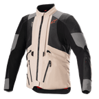 Alpinestars AMT-10R Drystar XF-jacka i värmekonfiguration, adventure-motorcykeljacka, Fur Gray och Pale Brown med svarta meshpaneler, modulär design för maximalt luftflöde, flera praktiska fickor och Spicy Orange Alpinestars-logotyp på bröstet.