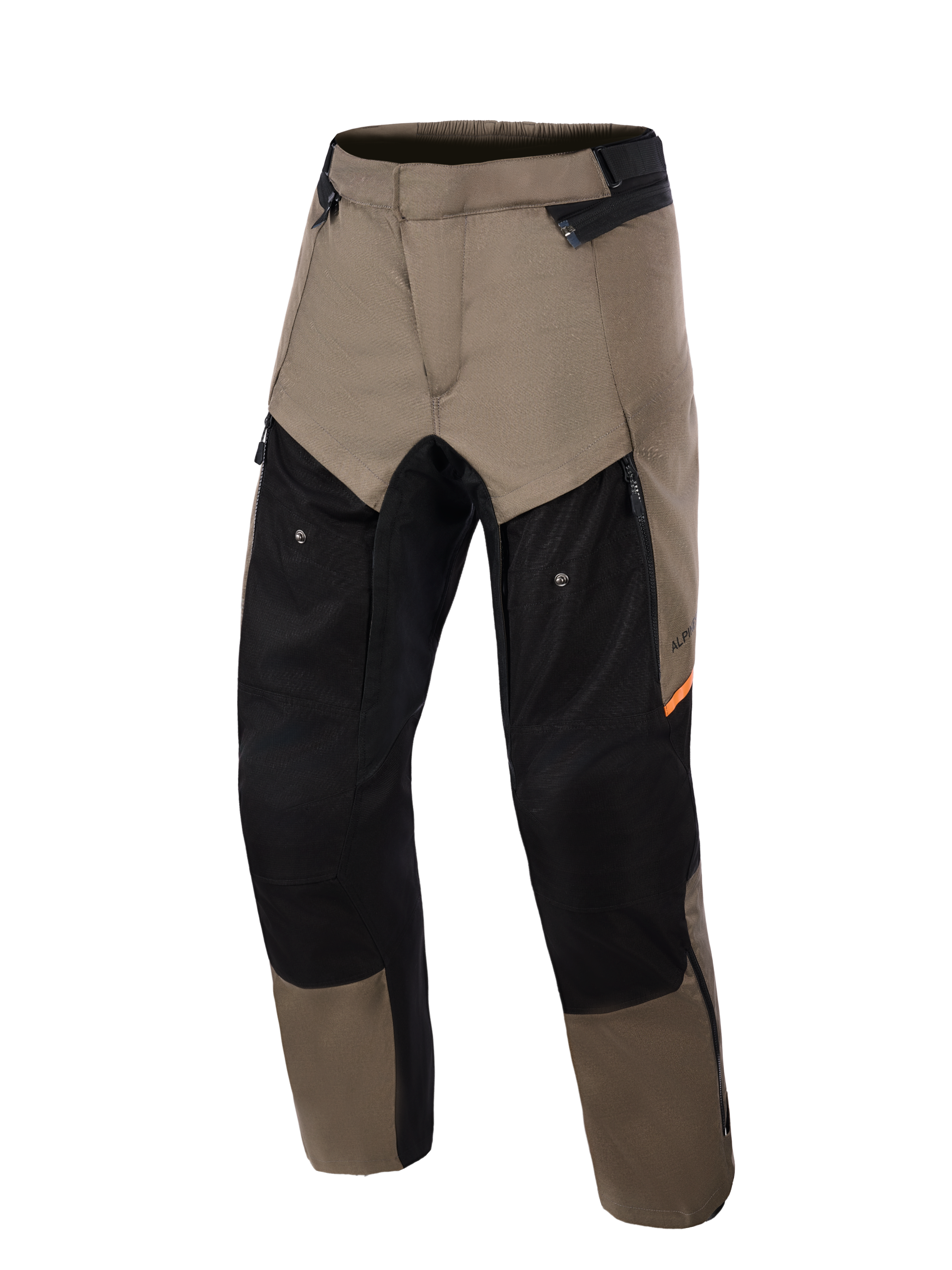Alpinestars Cusco Drystar®-byxor, äventyrsmotorcykelbyxor i Walnut Black, vy framifrån, bruna och svarta paneler med orangea detaljer, stor lårventilation med dragkedja och hållbar textilkonstruktion