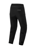 Alpinestars Andes Pro Drystar® XF Pants - Short, svarta motorcykelbyxor, baksida med Alpinestars-logotyp, justerbara kardborreband på vaderna och anklarna, ventilationsöppningar med dragkedja och slitstark textilkonstruktion för adventure touring