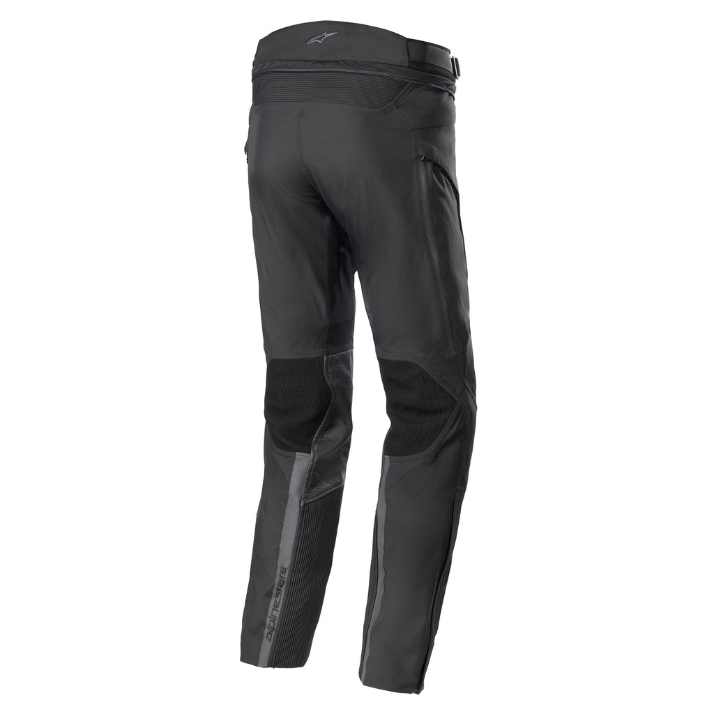 Alpinestars AMT-10 Drystar® XF byxor, svarta vattentäta touringbyxor för herr, textil med RIDEKNIT®-nätpaneler, vy bakifrån