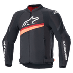 Alpinestars T-GP Plus R V4 Airflow jacka, motorcykeljacka i textil, svart och röd fluorescerande racingdesign med stora mesh-ventilationspaneler, vit logotyp på bröst och ärmar, justerbara midjeremmar och sportig passform.
