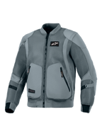 Alpinestars Flight Air-jacka, Storm Gray, urban motorcykeljacka, bomberjacka-inspirerad silhuett med utökade 3D-meshpaneler för ventilation, ribbad stretchkrage och muddar, svart Astars-logotyp på bröstet, externa skyddsfickor, designad för stadskörning i varmt väder