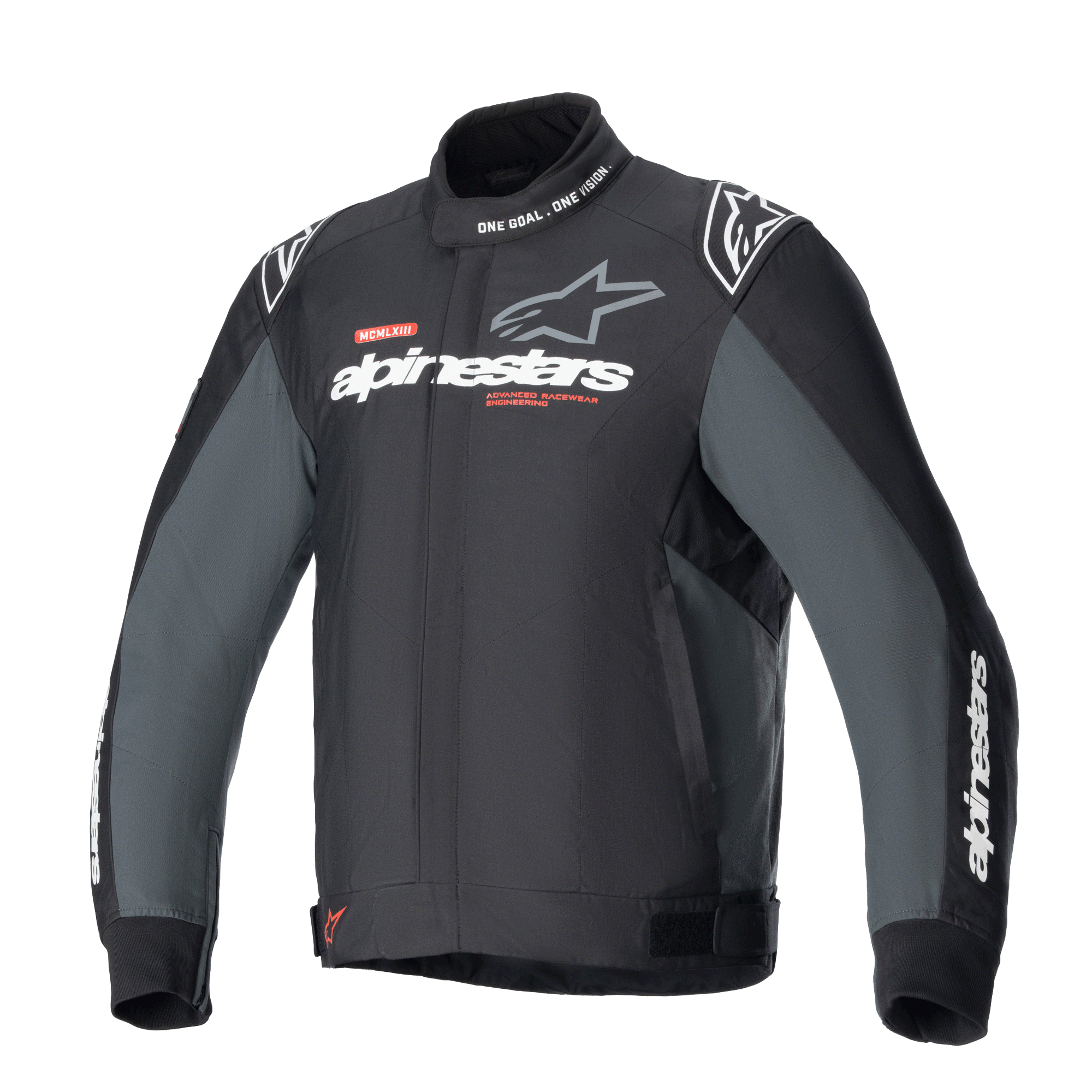 Alpinestars Monza Sport Jacket, Black Tar Gray motorcykeljacka i textil, hög krage med texten 'ONE GOAL. ONE VISION.', vita och grå Alpinestars-logotyper på bröstet, stjärnlogotyper på axlarna, röda grafiska detaljer, justerbara flikar i midjan, stilren teknisk design.