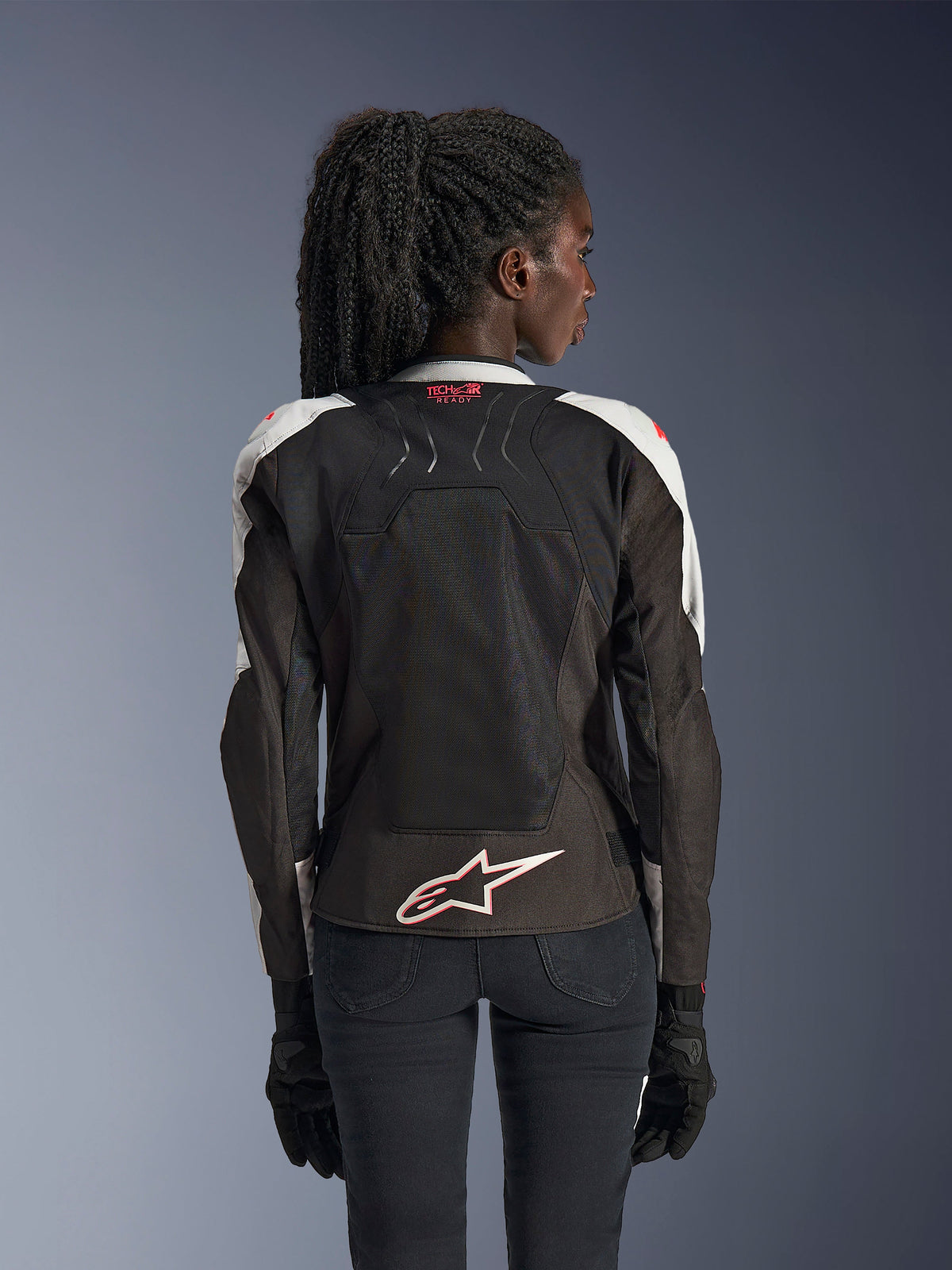 Alpinestars Stella SMX Air-jacka, motorcykeljacka för dam, Ice Gray och svart med Coral Fluo-detaljer, baksida som visar Tech-Air Ready-märkning och vit Astar-logotyp, mesh-chassi för hög ventilation, sportig passform