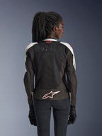 Alpinestars Stella SMX Air-jacka, motorcykeljacka för dam, Ice Gray och svart med Coral Fluo-detaljer, baksida som visar Tech-Air Ready-märkning och vit Astar-logotyp, mesh-chassi för hög ventilation, sportig passform