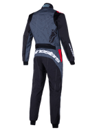 Alpinestars KMX-9 V3 Graphic 6-dräkt, grå och svart kartingoverall med röda detaljer, baksida med grafiskt mönstrat ryggparti, tydlig vit Alpinestars-logotyp över ländryggen och ergonomiska paneler för motorsportprestanda.