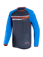Alpinestars Maxdura Dual Jersey, mörkgrå och kungsblå, dual-sport motorcykeltröja med mesh-bål, nötningsresistenta långa ärmar med förstärkningsmönster, orange detaljer och dubbla vertikala bröstfickor med dragkedja.