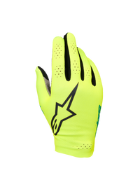 Gaming Handskar Graphic 1