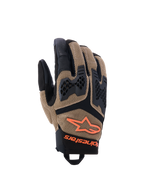 Alpinestars Manti Air-handskar, motorcykelhandskar, mörk khaki och svarta med orange fluo-detaljer, 3D-stretchnätkonstruktion, injicerat knogskydd med perforerad design, orange stjärnlogotyp och säker handledsstängning, designade för sommaräventyr och landsvägskörning