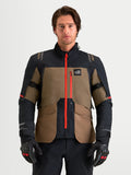 Alpinestars St-7 V2 2L Gore-Tex jacka, äventyrsmotorcykeljacka för herr, brun och svart med vattentät GORE-TEX-konstruktion, klarröd central dragkedja och CE-certifierat skydd, bärs av en manlig modell