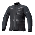 Alpinestars ST-7 2L GORE-TEX-jacka, svart och mörkgrå motorcykeljacka, vy framifrån med stora lastfickor, reflekterande detaljer på axlarna och Alpinestars Exploration Equipment-logotyp på bröstet, vattentät utrustning för äventyrstouring