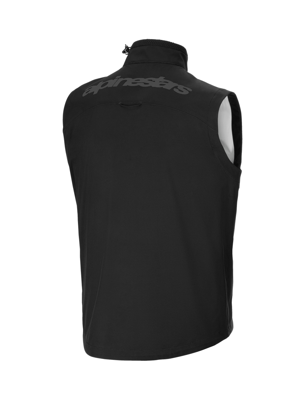 Alpinestars Techstar Softshell Väst, svart, baksida med ett stort ton-i-ton Alpinestars-ordmärke över övre ryggen, vindtätt och lätt softshell-material, hög krage med justerbart snörlås, ergonomisk ärmlös design för lager-på-lager över off-road-utrustning.