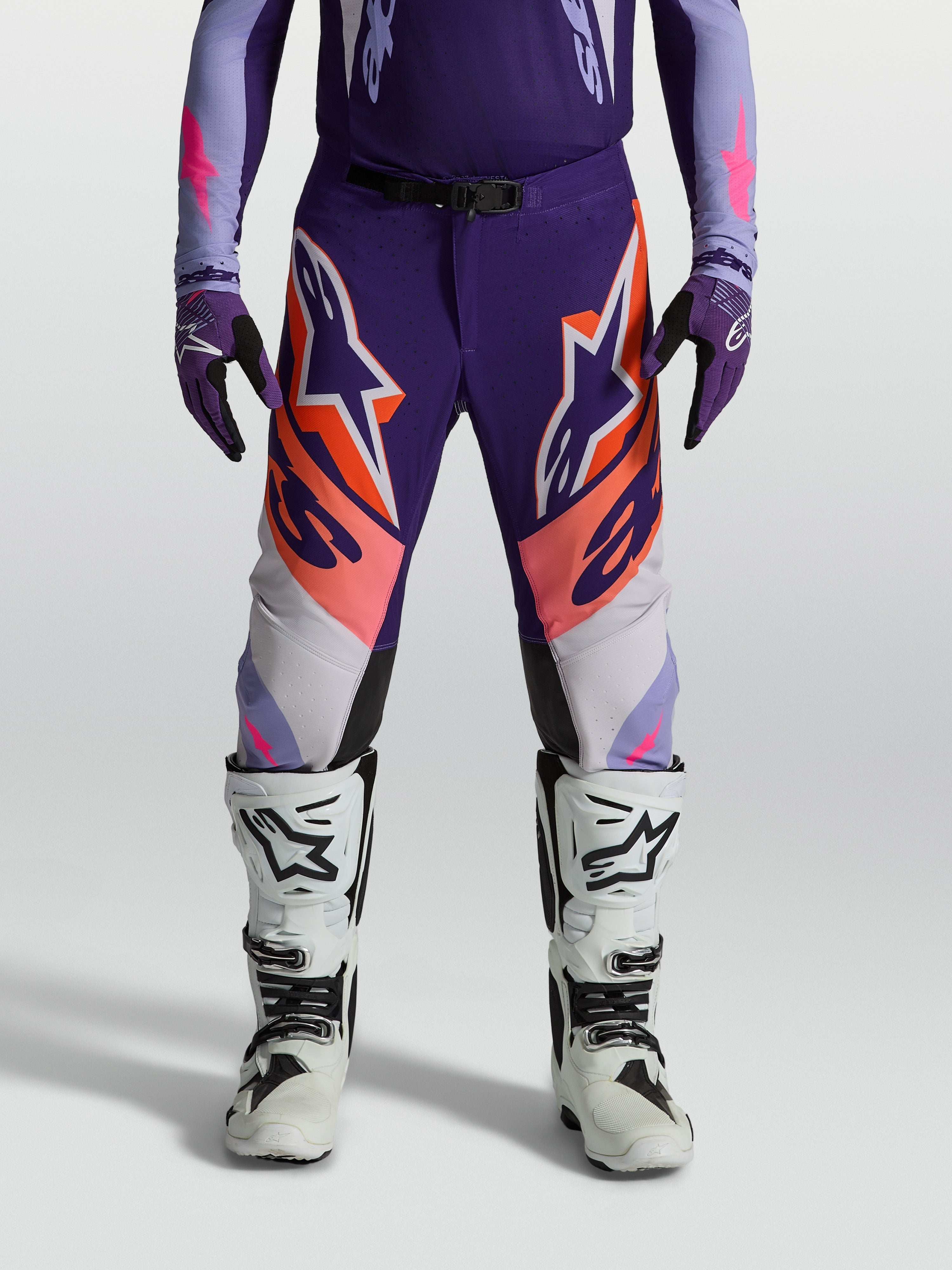 Alpinestars Supertech Dyna byxor, lila och rosa motocrossbyxor för herrar, atletisk passform i stretch-ripstop