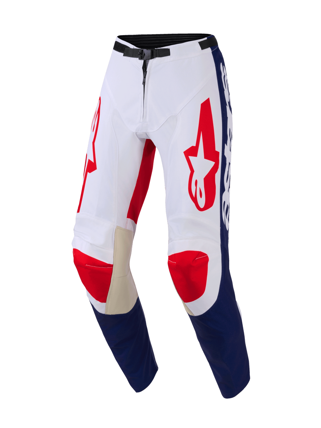 Alpinestars 2026 Racer Riway-byxor, motocrossbyxor, vit, blå och röd, med röda Astar-logotyper på låren, blå paneler på underbenen, beige läderförstärkning på insidan av knäna och ett svart magnetiskt midjespänne, slitstark design för terrängkörning