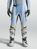 Alpinestars Techstar Maven byxor, blåa och orangea motocrossbyxor för herrar med laserperforeringar och ergonomisk racingpassform.
