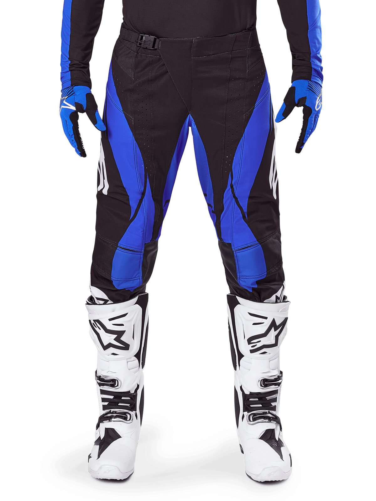 Alpinestars 2025 Techstar Dreem-byxor, motocrossbyxor, svarta och blå, bärs med matchande tröja, handskar och vita stövlar, med blå sidopaneler och atletisk tävlingspassform, hållbart material för terrängkörning