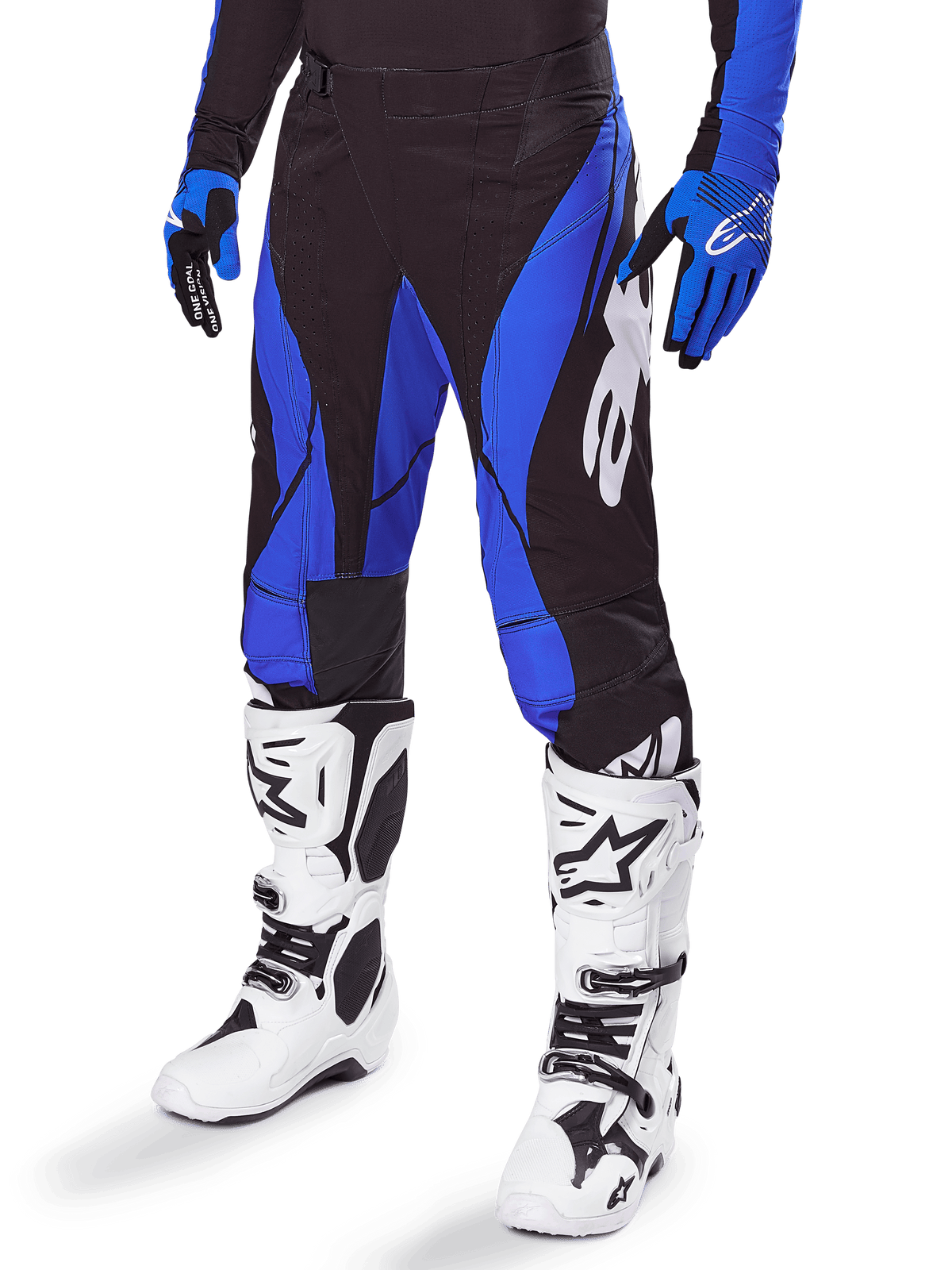 Alpinestars Techstar Dreem-byxor 2025, motocrossbyxor, svarta och blå, bärs med vita motocross-stövlar och blå handskar, med vit Alpinestars-logotyp på benet, slitstark konstruktion för terrängkörning