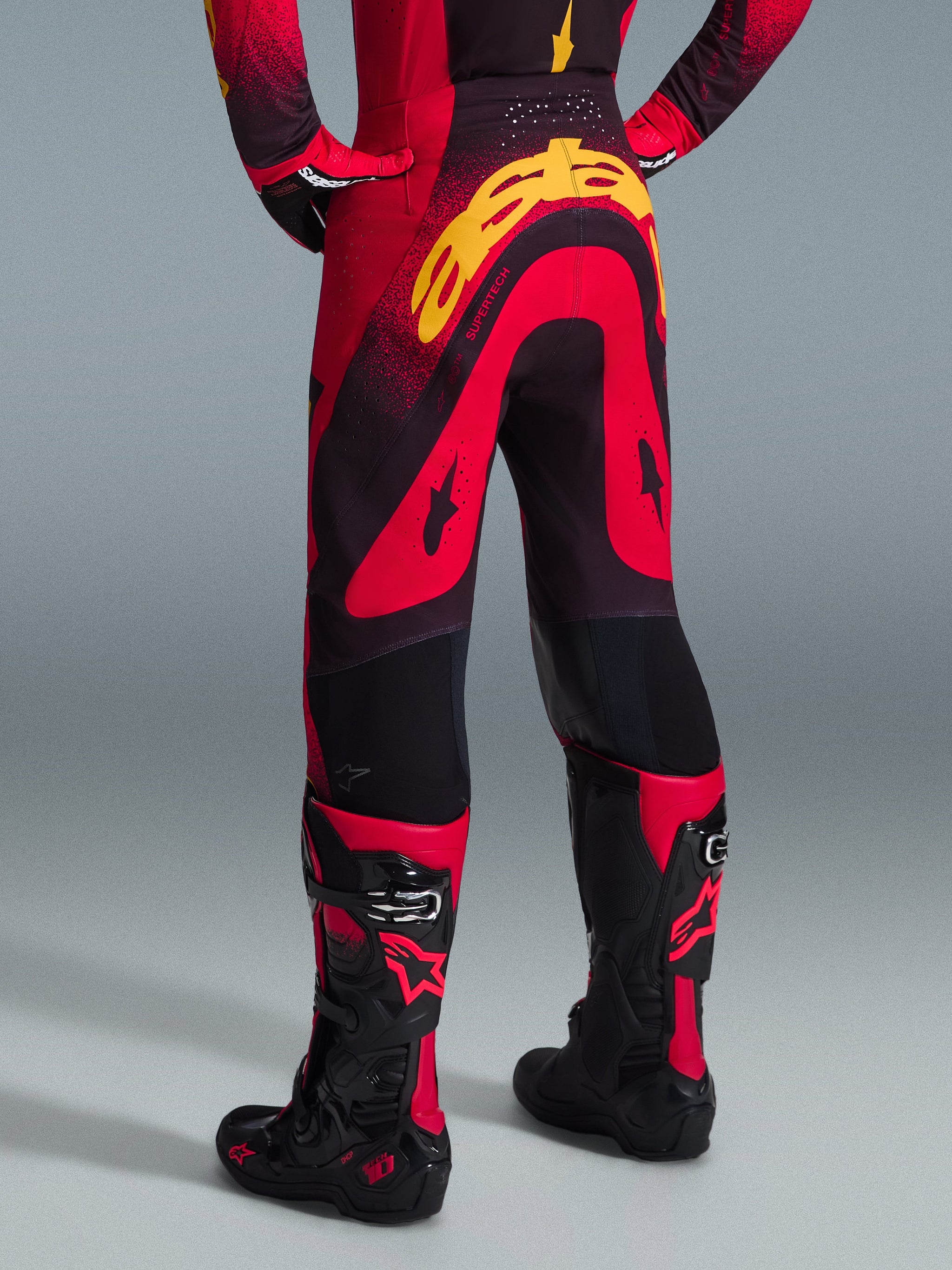 2026 Supertech Scenz Pants