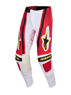 Alpinestars 2026 Techstar Nomur-byxor, motocrossbyxor, ljusgrå, röda och svarta, med gul Alpinestars-stjärnlogotyp och text, förstärkta innerpaneler vid knäna, atletisk race-fit-design för terrängkörning