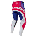 Alpinestars 2024 Techstar Pneuma byxor, motocrossbyxor, blå, röda och vita, vy bakifrån med stor vit Alpinestars-logotyp över sätet, blå och röda paneler med vita underben, hållbar design för terrängtävling