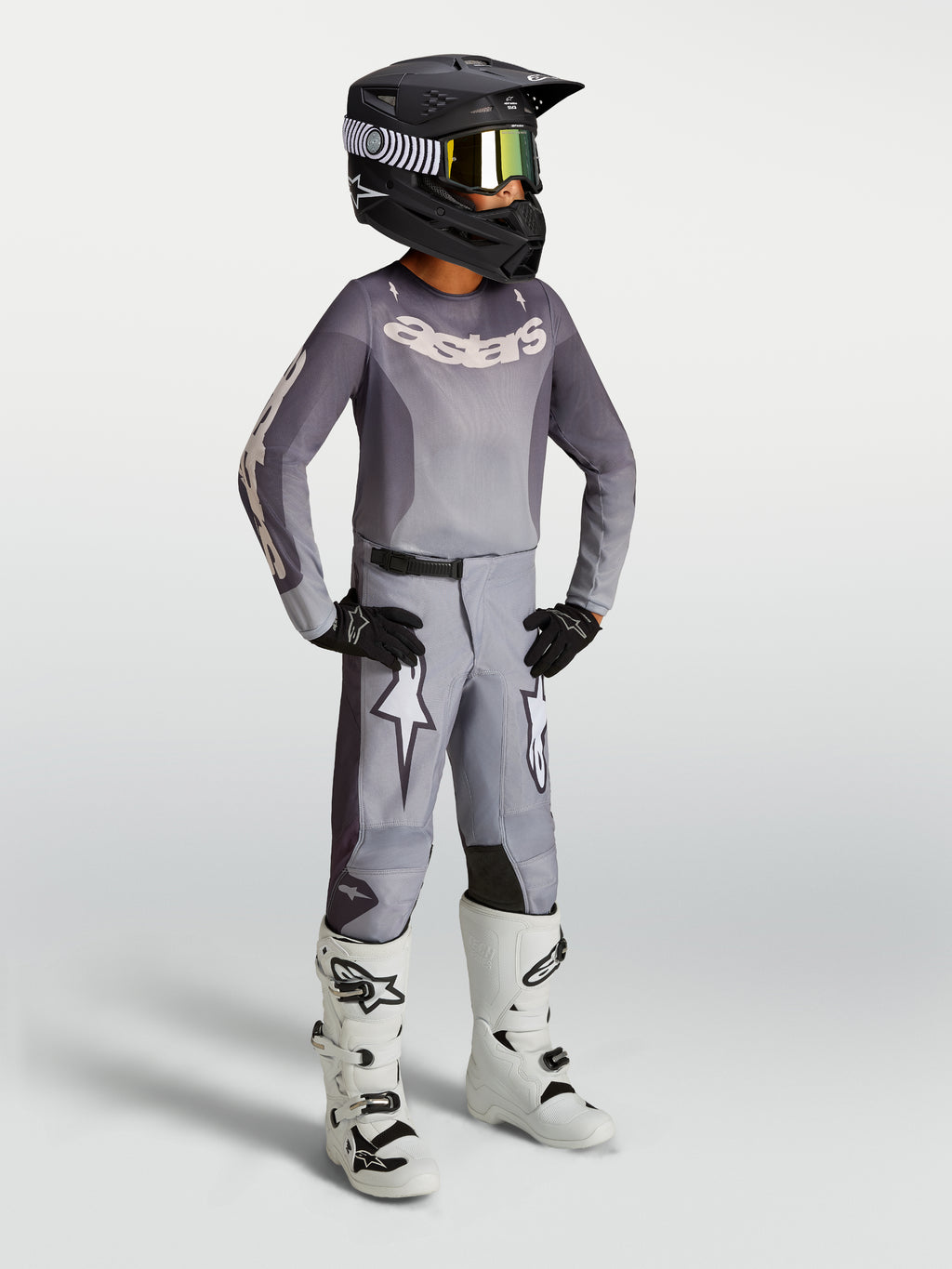 Alpinestars 2027 Fluid Amber ungdomsbyxor, motocrossbyxor i sand och vitt med stjärngrafik och sportig passform