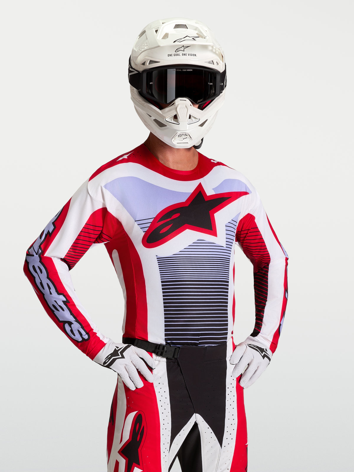 Alpinestars Techstar Maven tröja, röd och vit motocrosströja för herr med atletisk tävlingspassform och stjärnlogotyp.